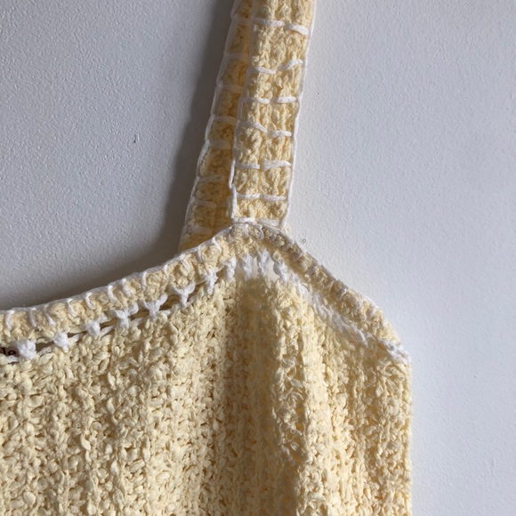 Aritzia Knitted Crop Top size XS - Picture 2 of 3